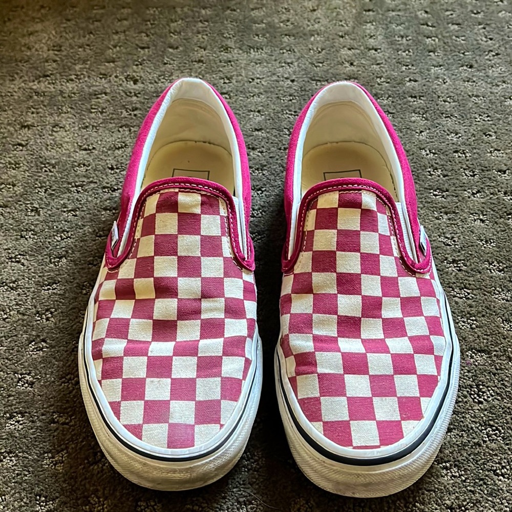 Vans checkerboard slip ons - maroon/white